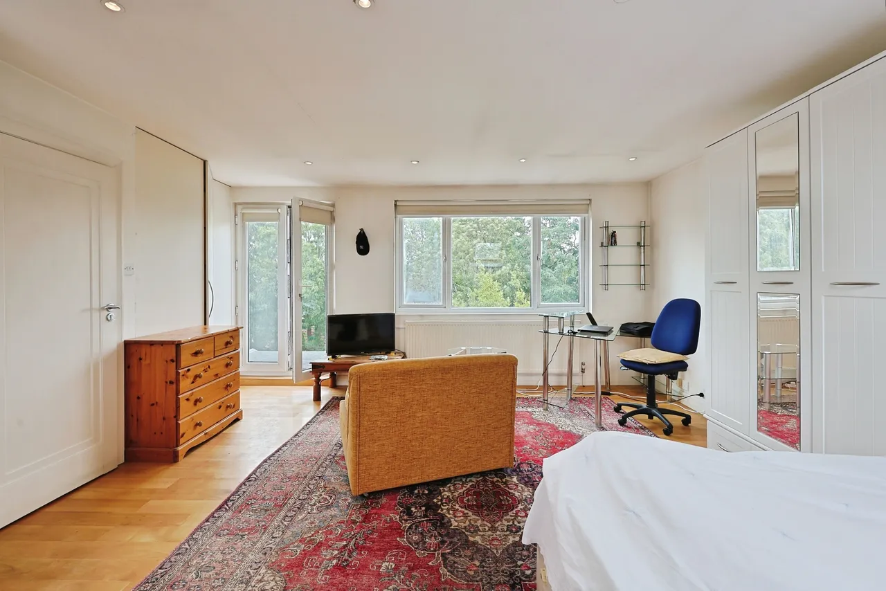 Lexden Road, Acton, W3, photo 16