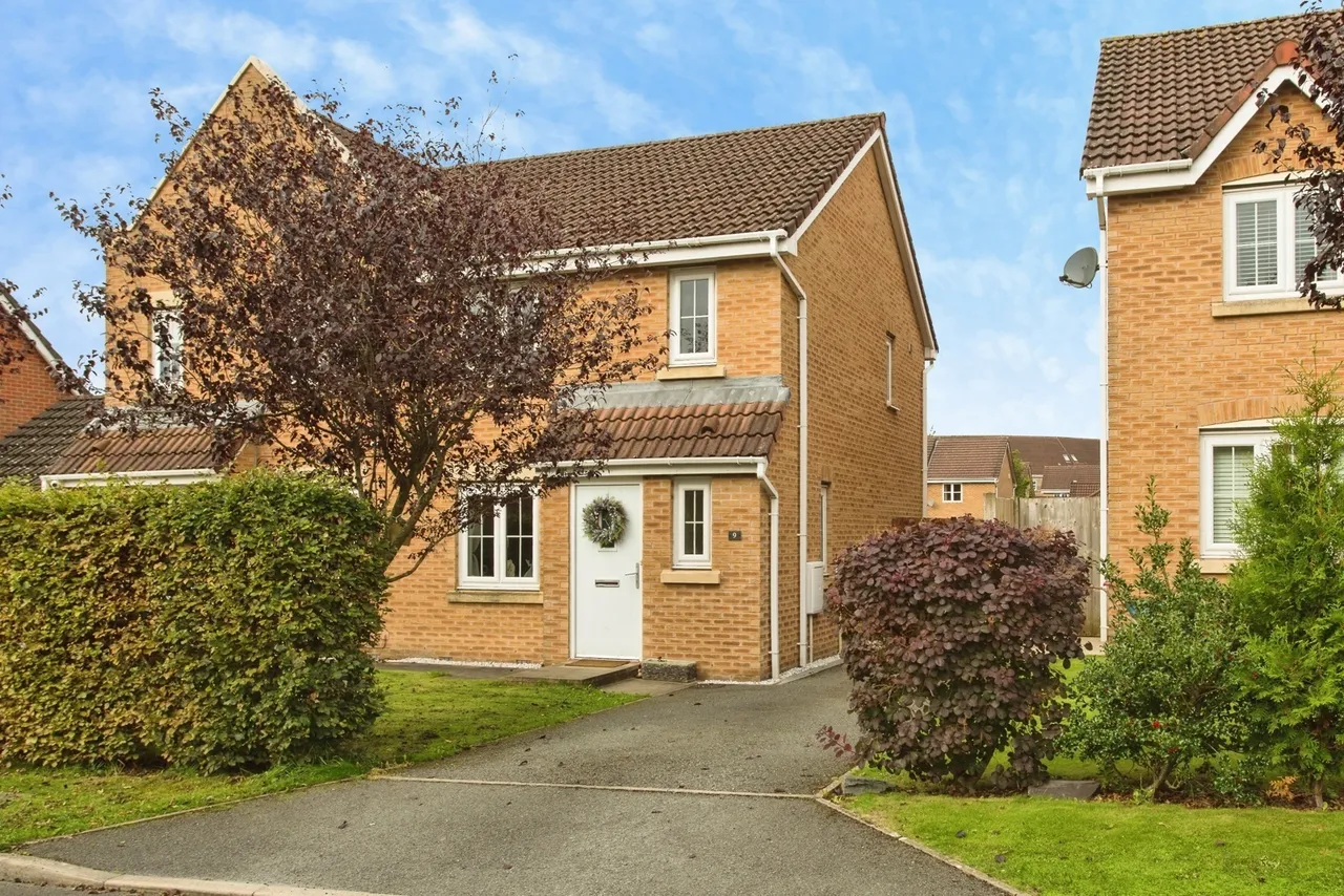 3 bed house for sale — Broadstone Drive, Buckshaw Village, Chorley, Lancashire, PR7
