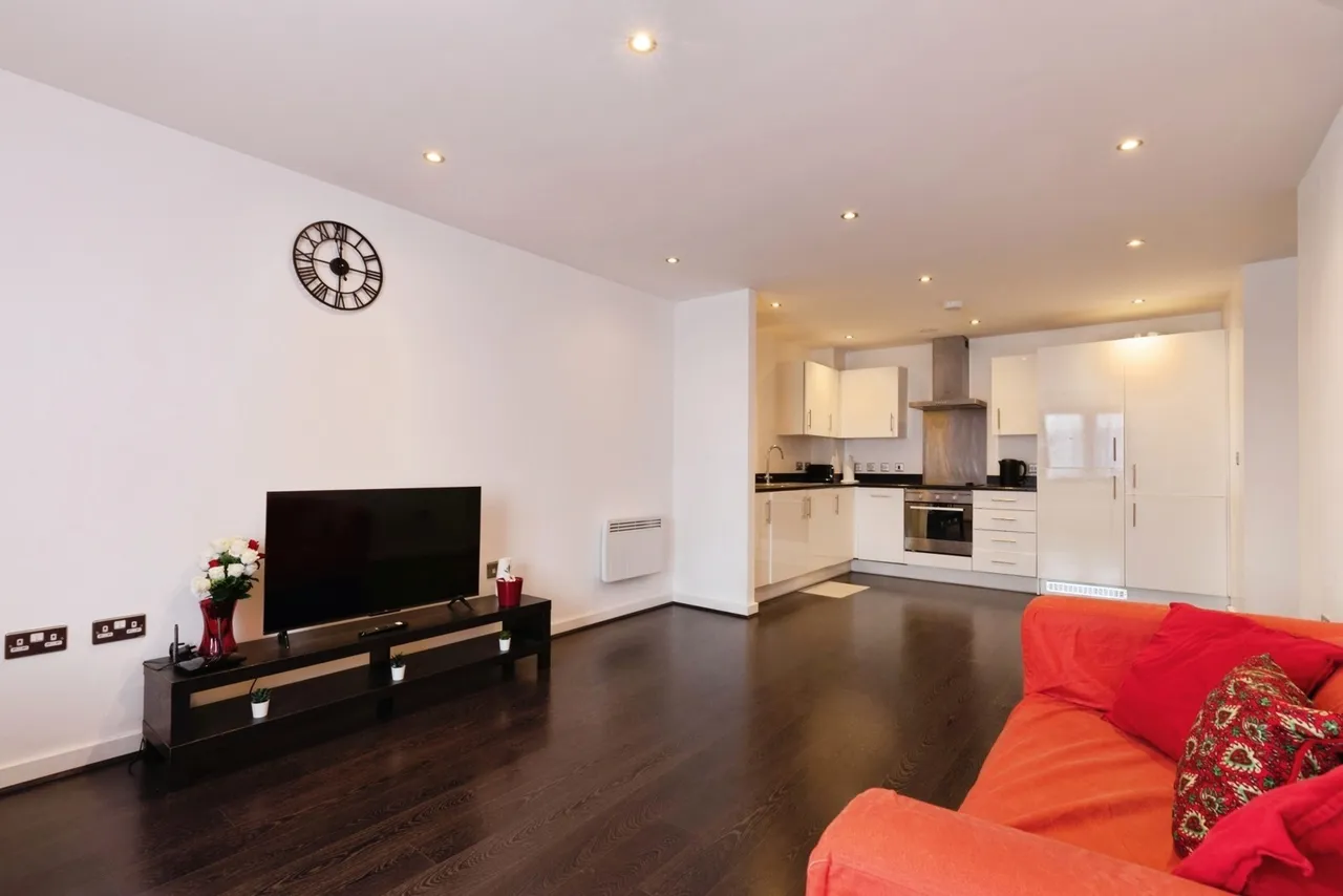 Loxford Road, Barking, IG11, photo 9