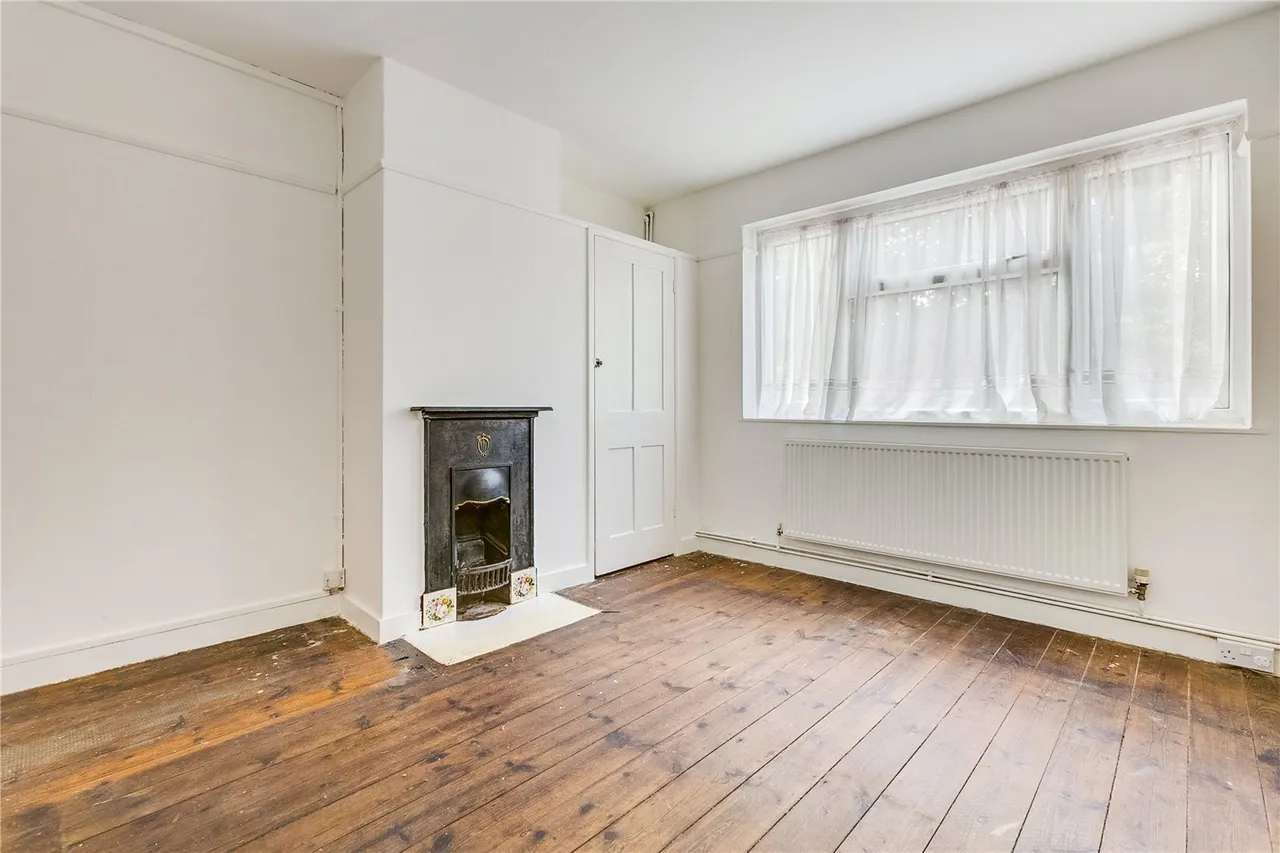 2 bed flat to rent, Dudley Road, Kew