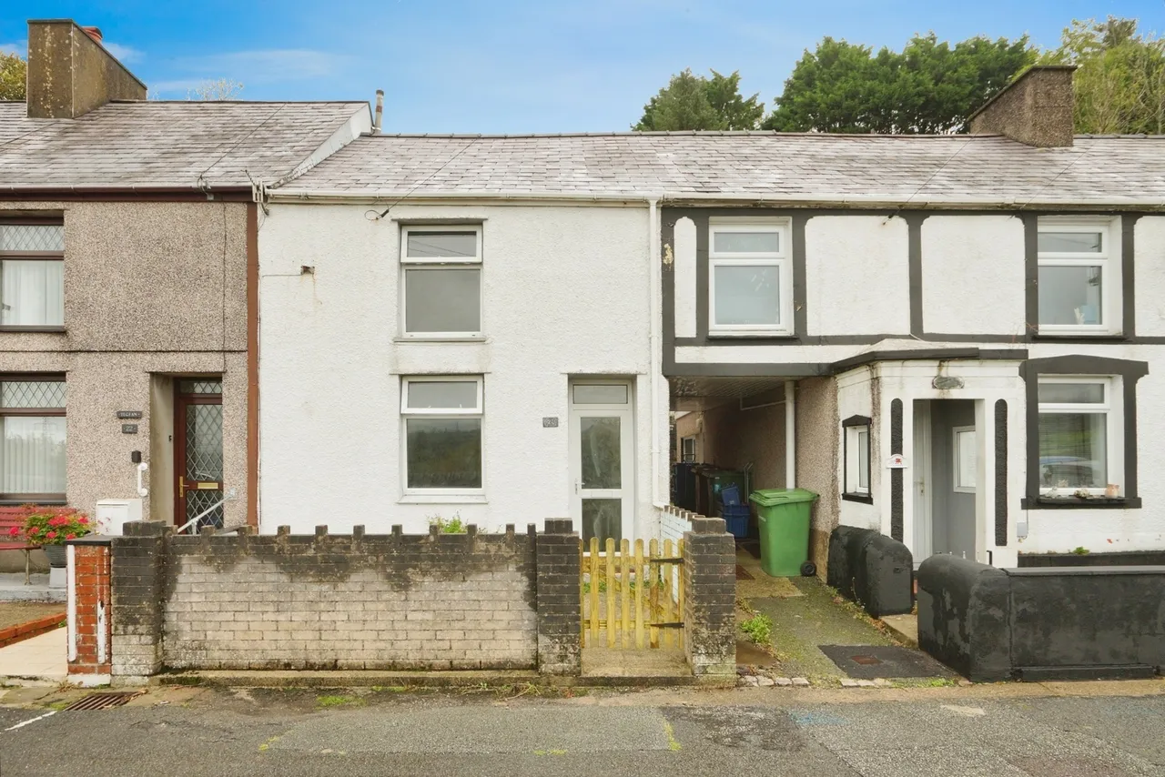 3 bed house for sale, Hyfrydle Road, Talysarn, LL54