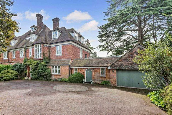 7 bed property for sale — Camden Park, Tunbridge Wells, Kent, TN2 4TW