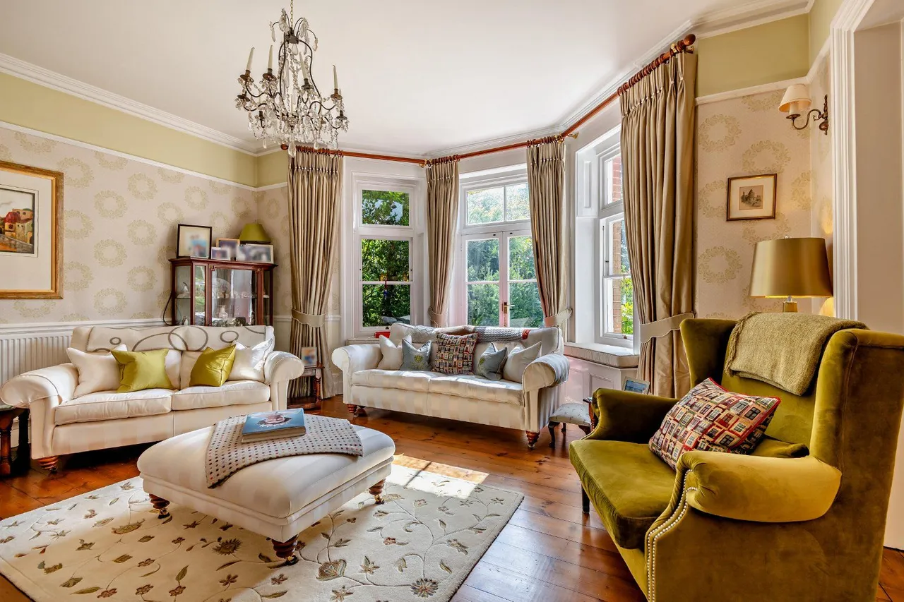Camden Park, Tunbridge Wells, Kent, TN2 4TW, photo 3