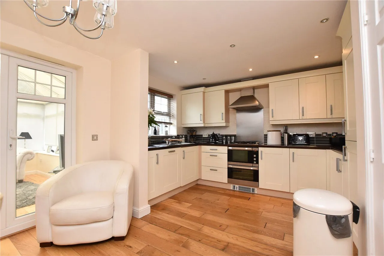 Kingsdale Avenue, Menston, LS29, photo 2