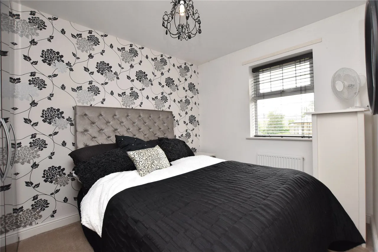 Kingsdale Avenue, Menston, LS29, photo 13
