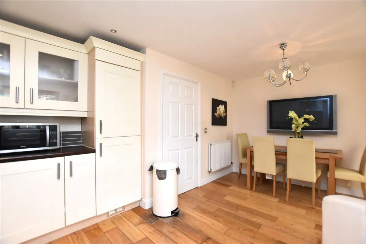 Kingsdale Avenue, Menston, LS29, photo 6