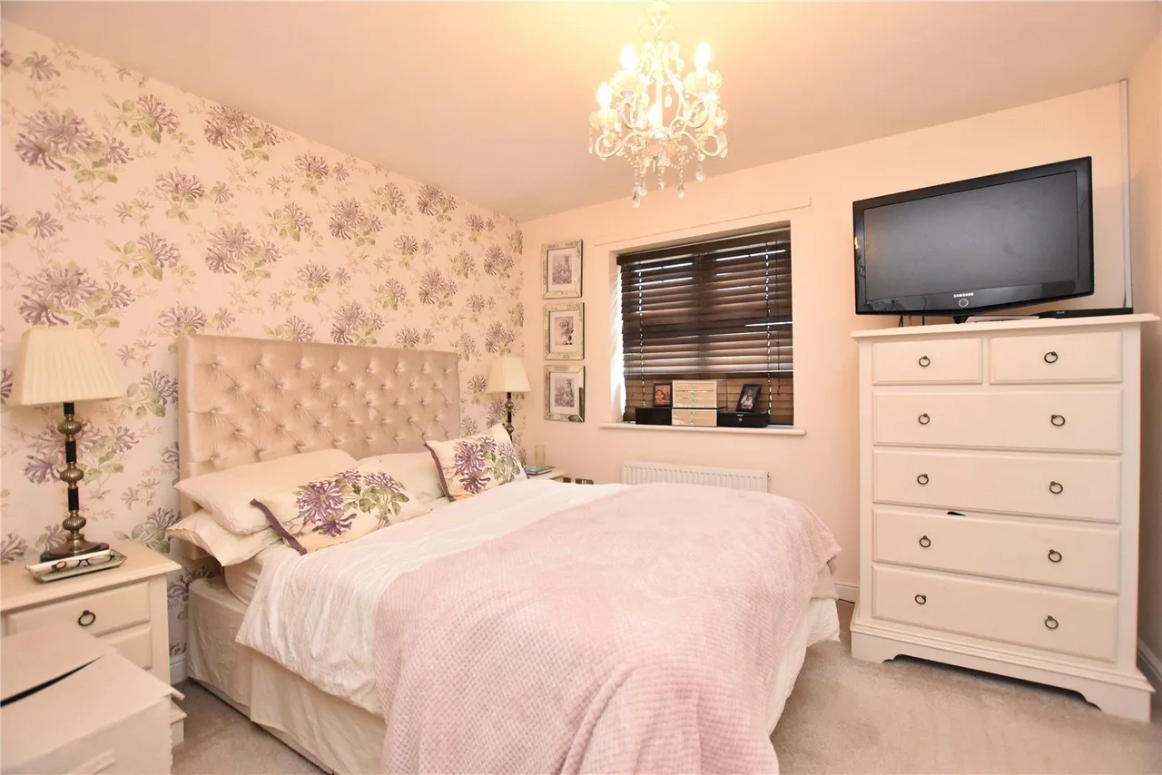 Kingsdale Avenue, Menston, LS29, photo 3