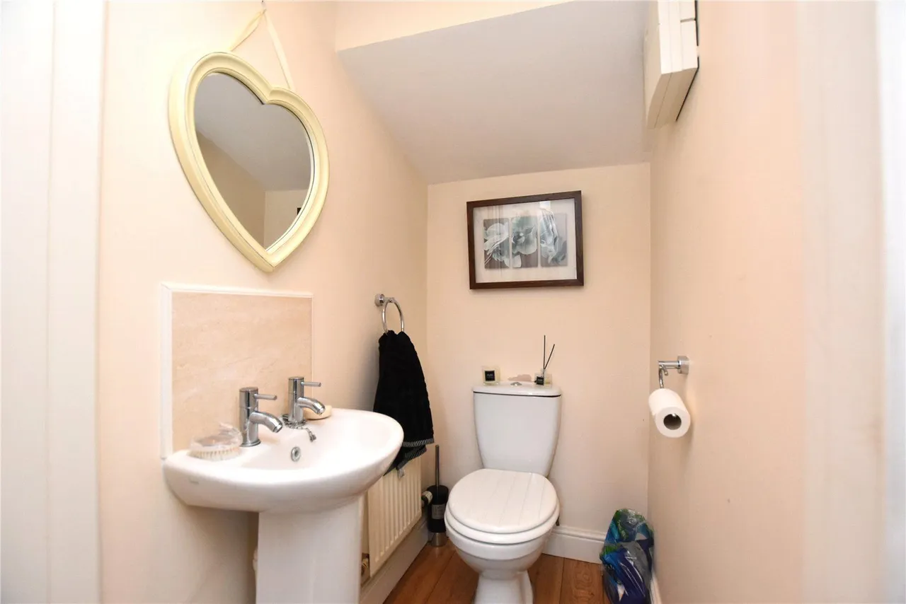 Kingsdale Avenue, Menston, LS29, photo 9