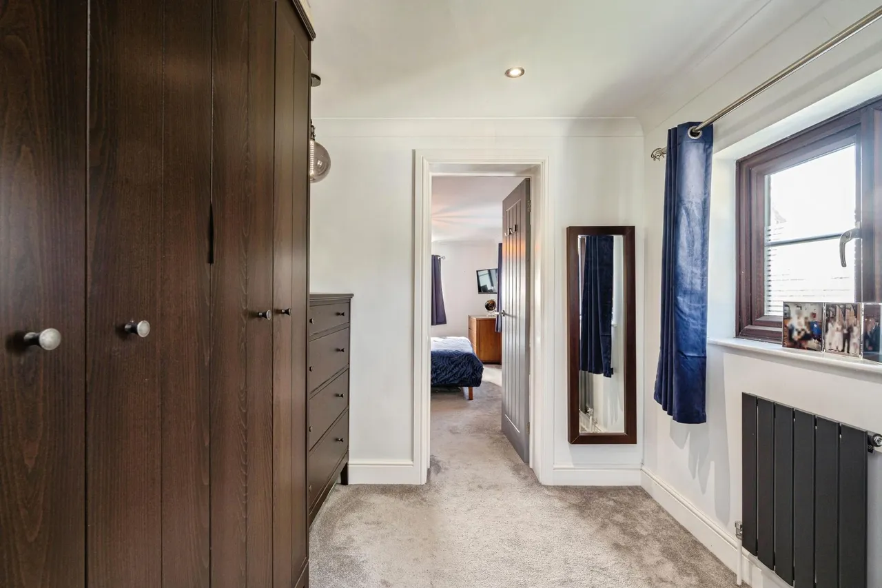 Sandy Lane, Norwich, NR14, photo 14