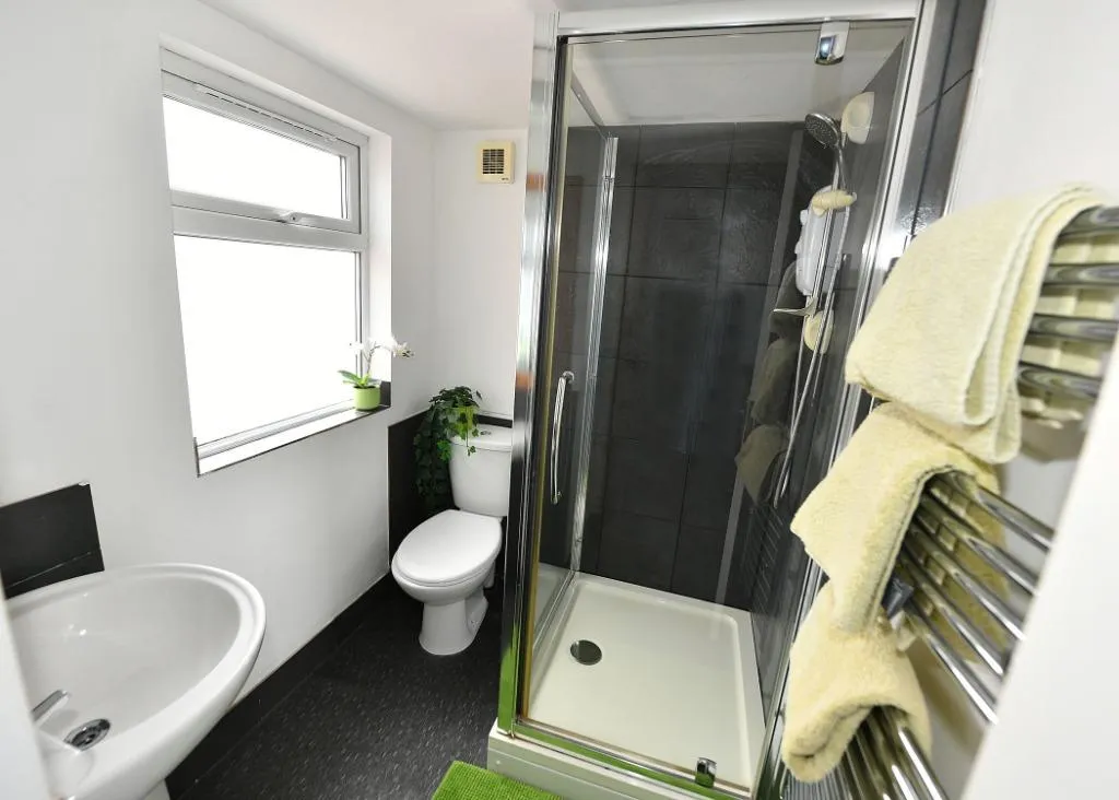 Davenport Avenue, Withington, M20, photo 11
