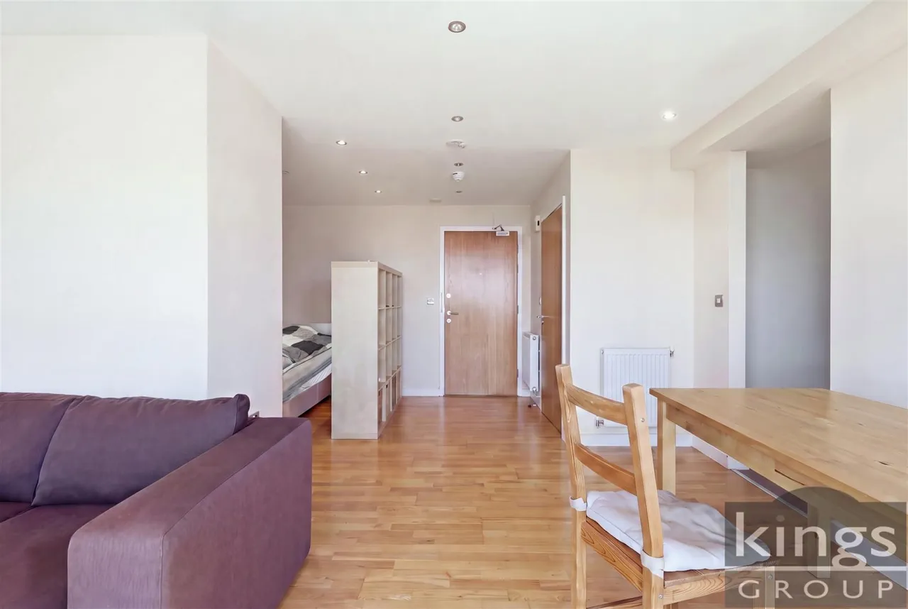 Southbury Road, Enfield, photo 5