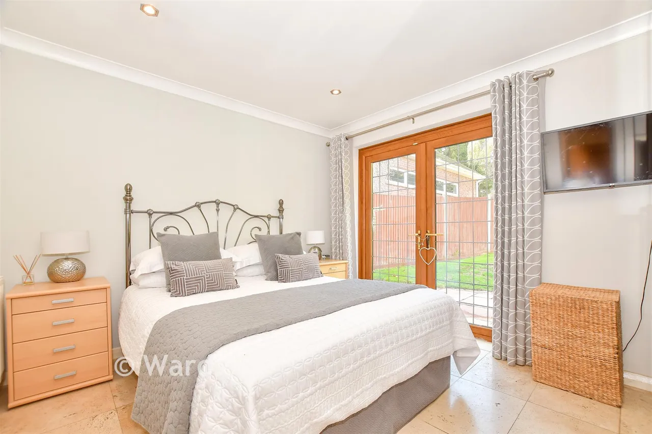 Lower Road, East Farleigh, ME15, photo 5
