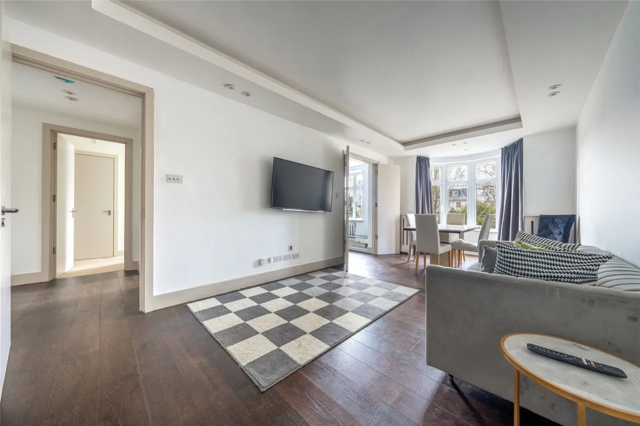 2 bed flat for sale, Hall Road, St John's Wood, NW8