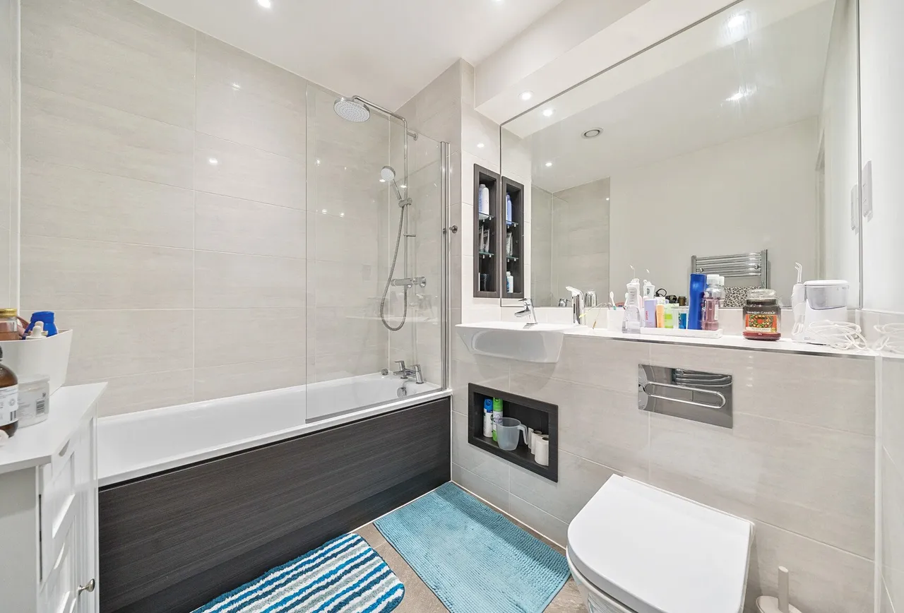 Regal Walk, Bexleyheath, DA6 7BF, photo 7