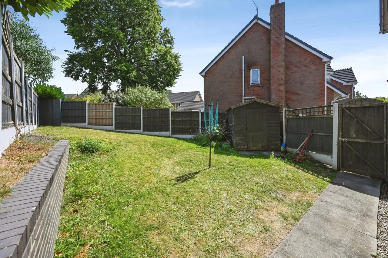 Rosemary Drive, NEWTON-LE-WILLOWS, Merseyside, WA12, photo 13
