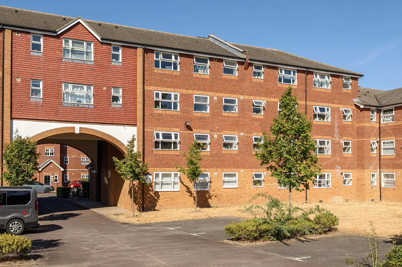 43 Macmillan Way, London, photo 9
