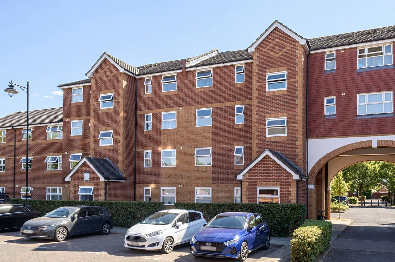 43 Macmillan Way, London, photo 8