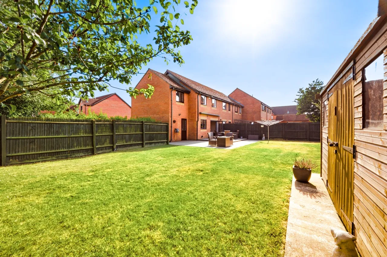 Wrens Park, Middleton, Milton Keynes, Milton Keynes, MK10 9BH, photo 2