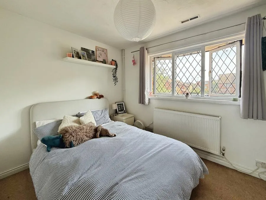 Merryman Drive, Crowthorne, RG45, photo 6