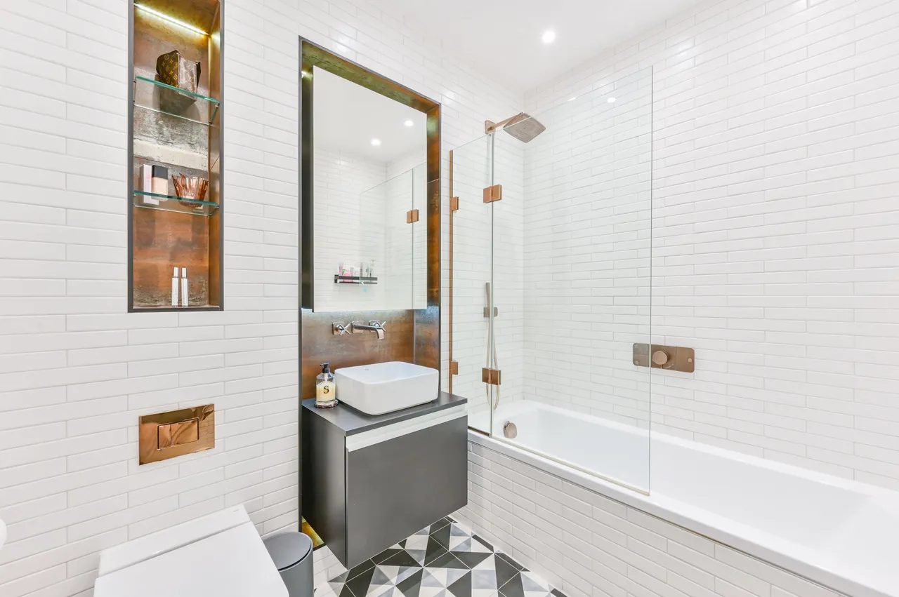 Flat 20, Brick Apartments, 7D Woodfield Road, London, photo 4