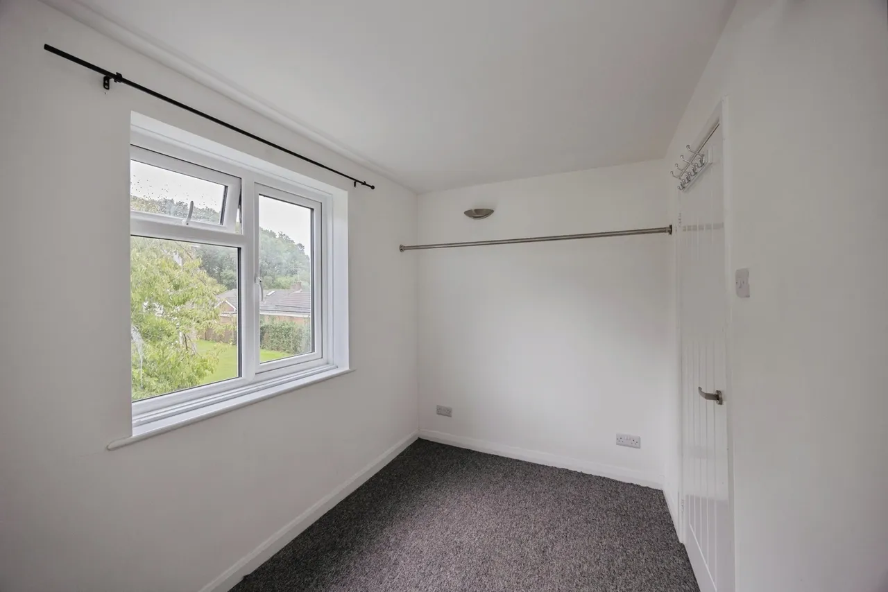 Crombie Close, Waterlooville, PO8, photo 9