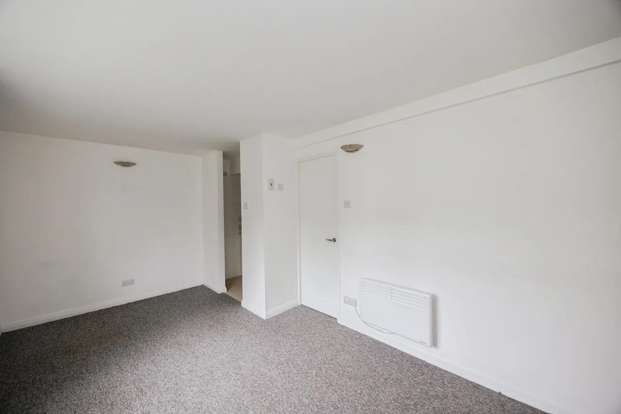 Crombie Close, Waterlooville, PO8, photo 7