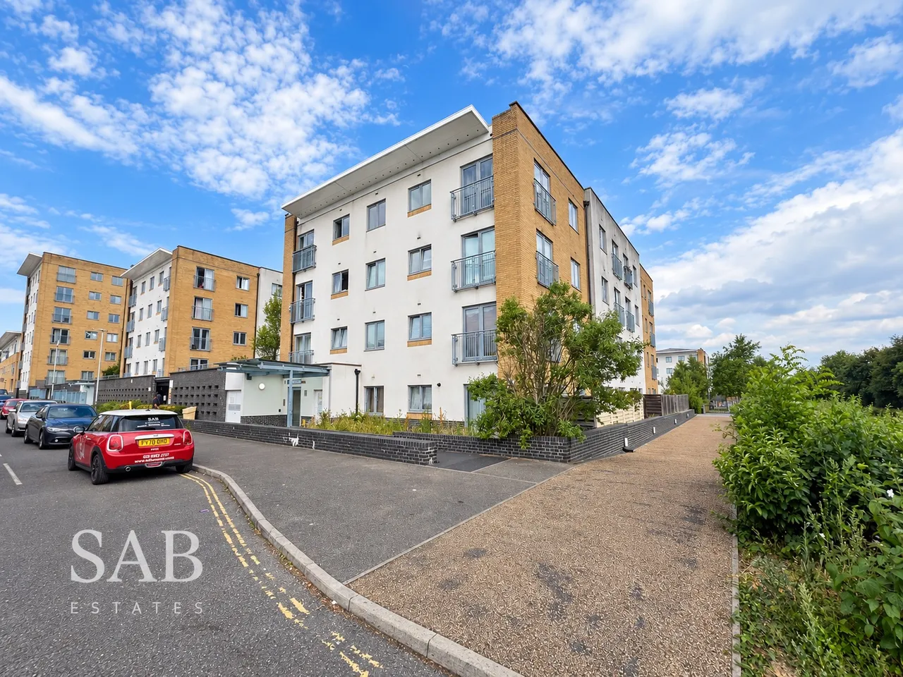 1 bed flat for sale, Waxlow Way, Northolt, UB5