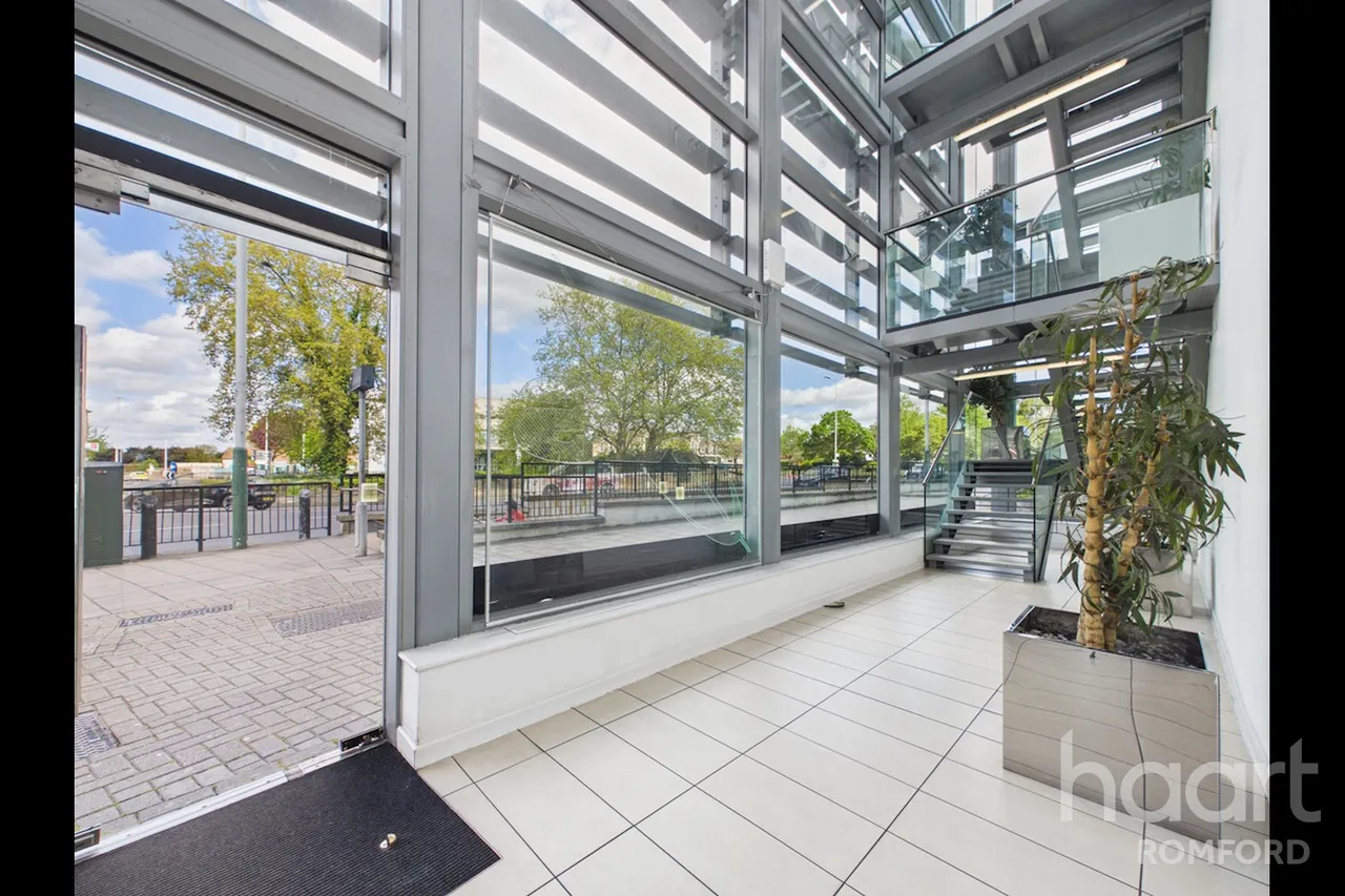 Mercury Gardens, Romford, RM1, photo 21