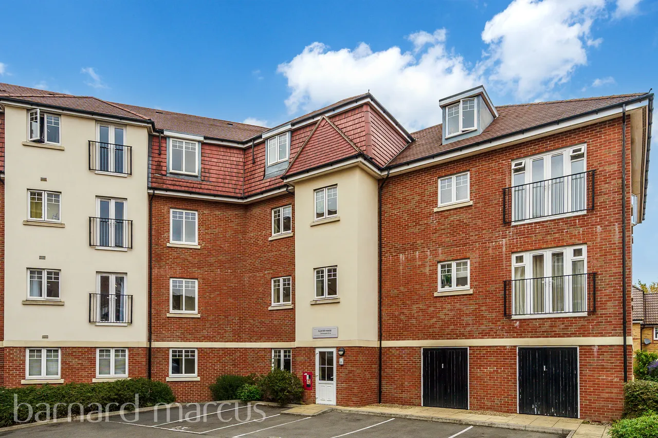 Schoolgate Drive, MORDEN, photo 8