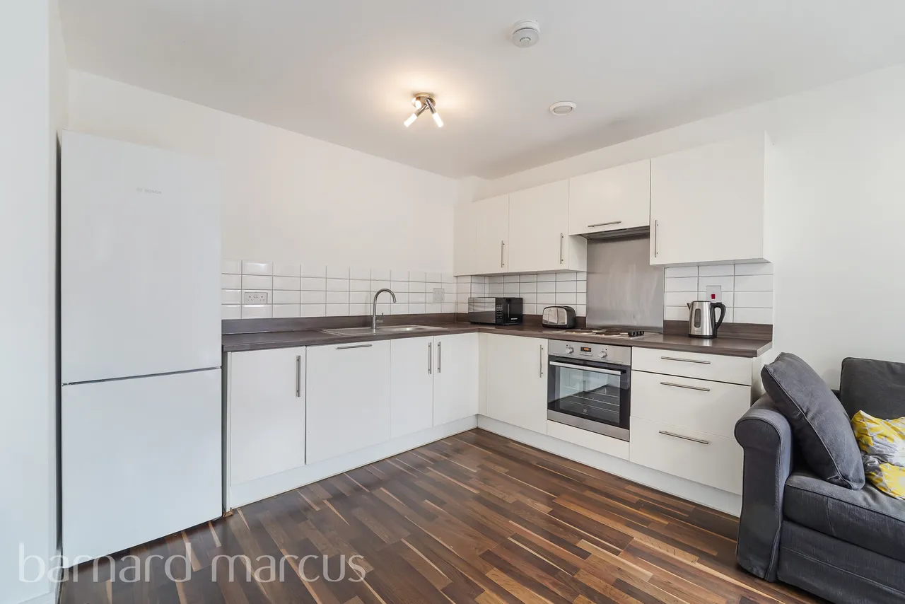 Schoolgate Drive, MORDEN, photo 5