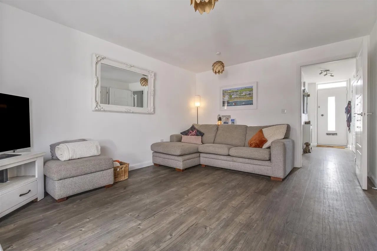 Quicksilver Street, Worthing, photo 20