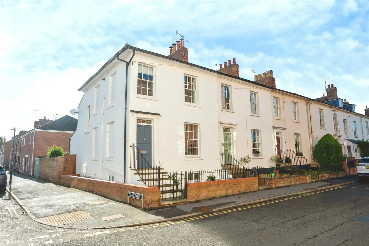 4 bed house for sale, Hampton Street, Warwick, CV34