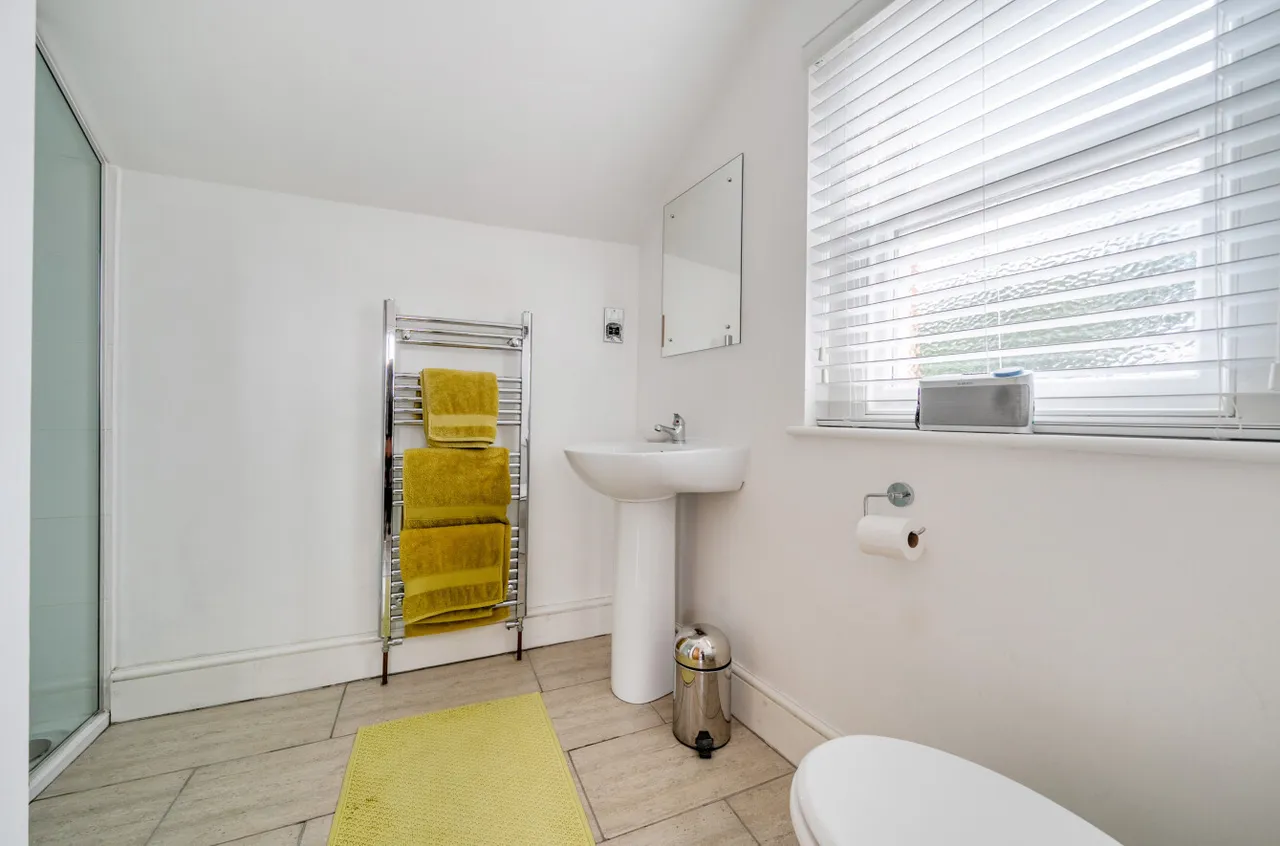 Nightingale Road, Guildford, GU1, photo 17