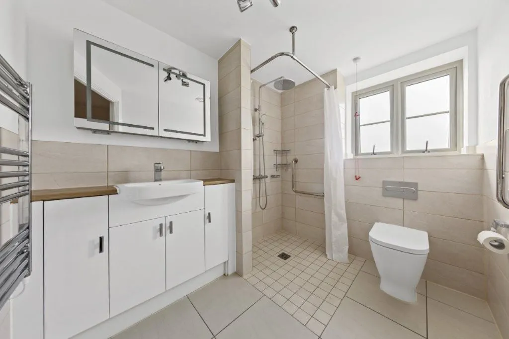 Churchfield Road, Walton-On-Thames KT12 2FR, photo 8