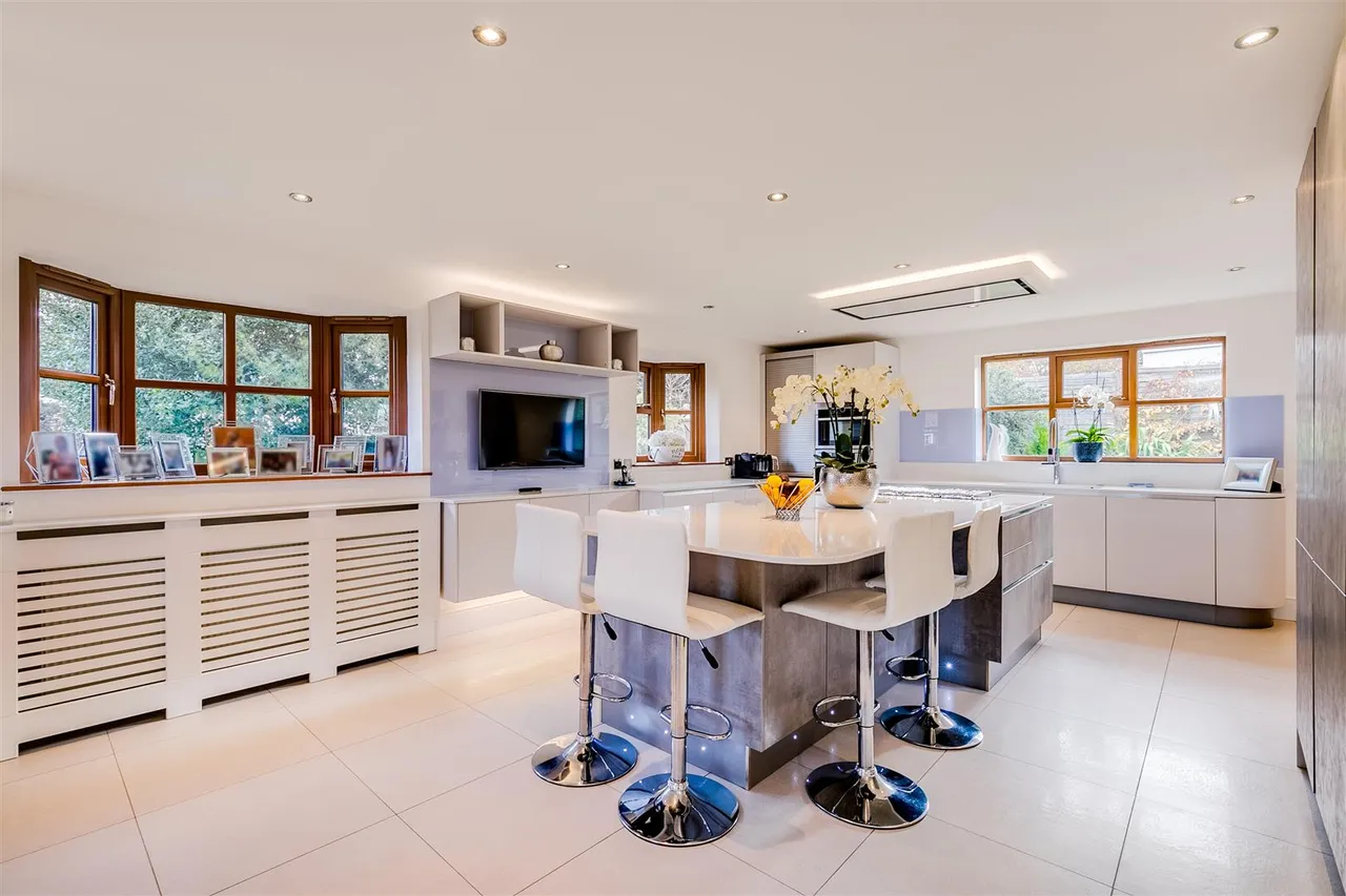 Chestnut Walk, Welwyn, AL6, photo 5