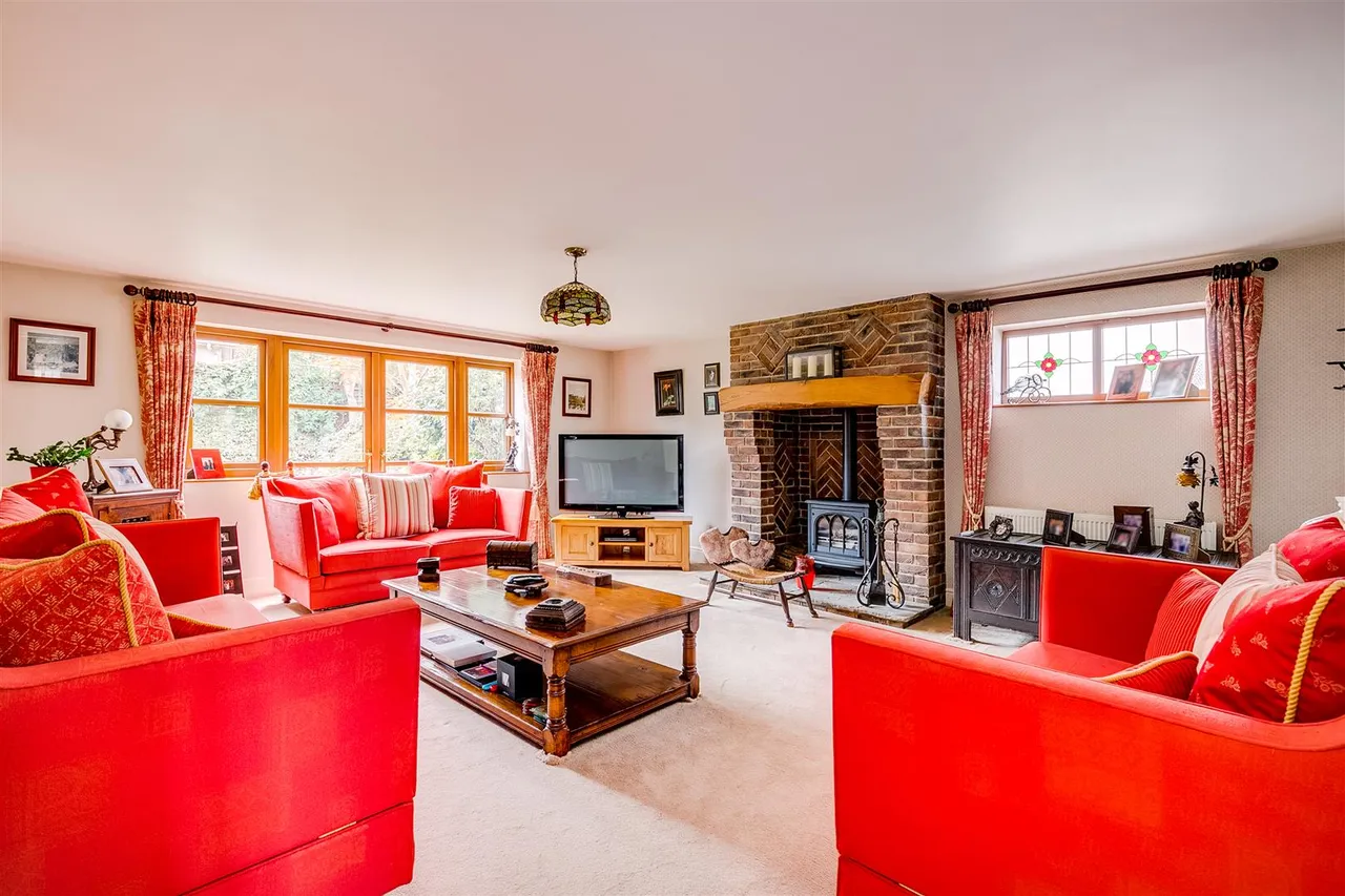 Chestnut Walk, Welwyn, AL6, photo 3