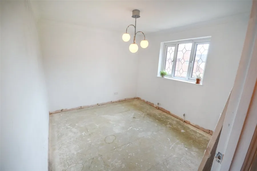 House Under Offer with 4 bedrooms in Dunmow, CM6, photo 16