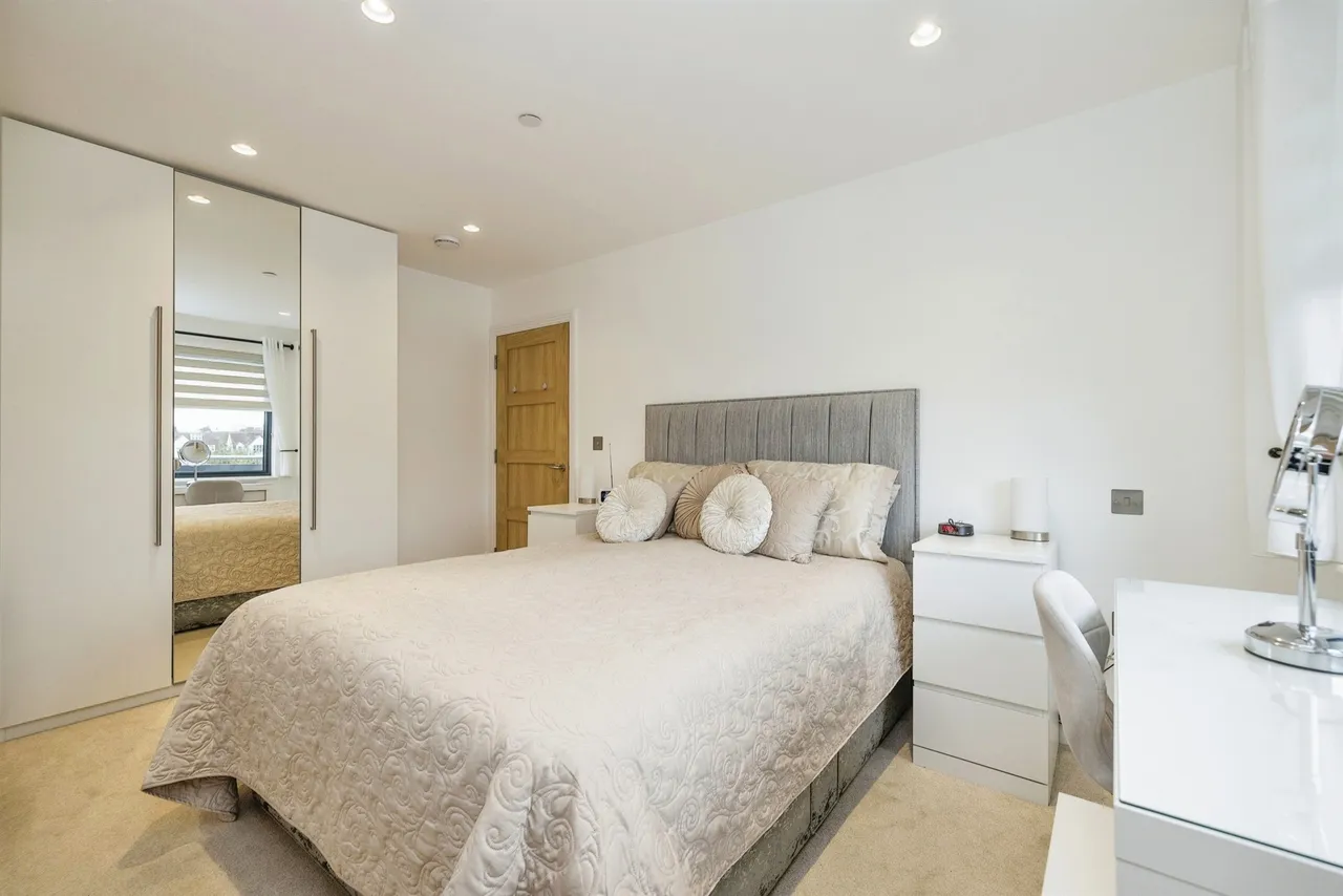 Aldenham Road, Bushey, WD23, photo 6
