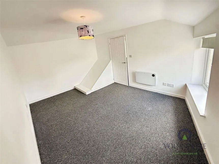 High Street, Newhall, Derbyshire, DE11, photo 6