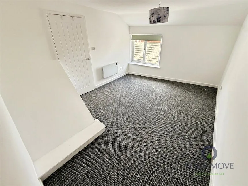 High Street, Newhall, Derbyshire, DE11, photo 5