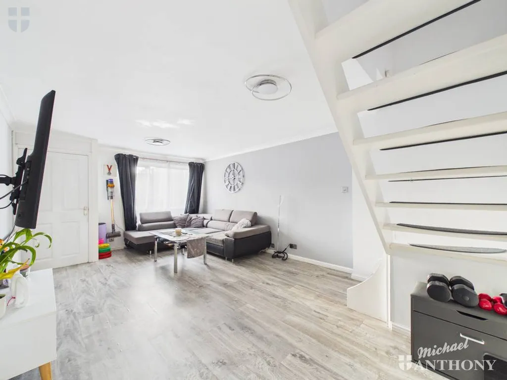 Lower Close, Aylesbury, HP19, photo 12