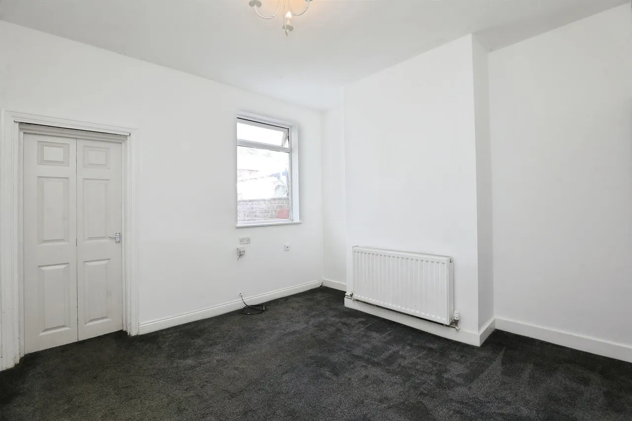Regent Street, Moulton, CW9, photo 6