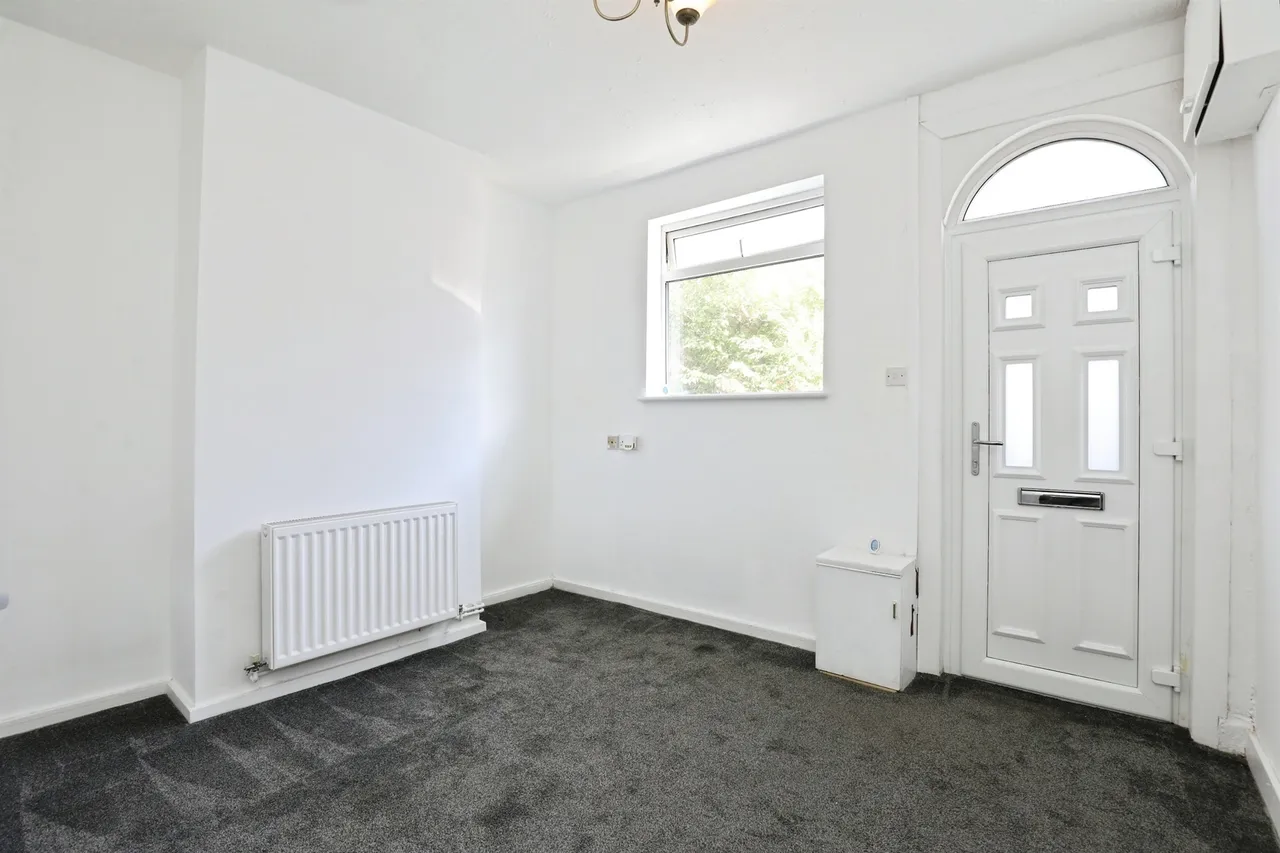 Regent Street, Moulton, CW9, photo 3