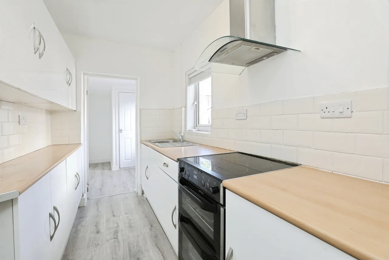 Regent Street, Moulton, CW9, photo 7