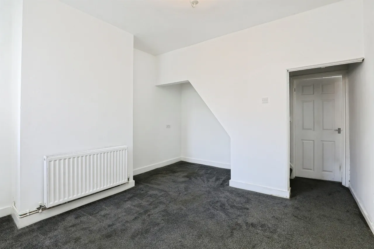 Regent Street, Moulton, CW9, photo 5