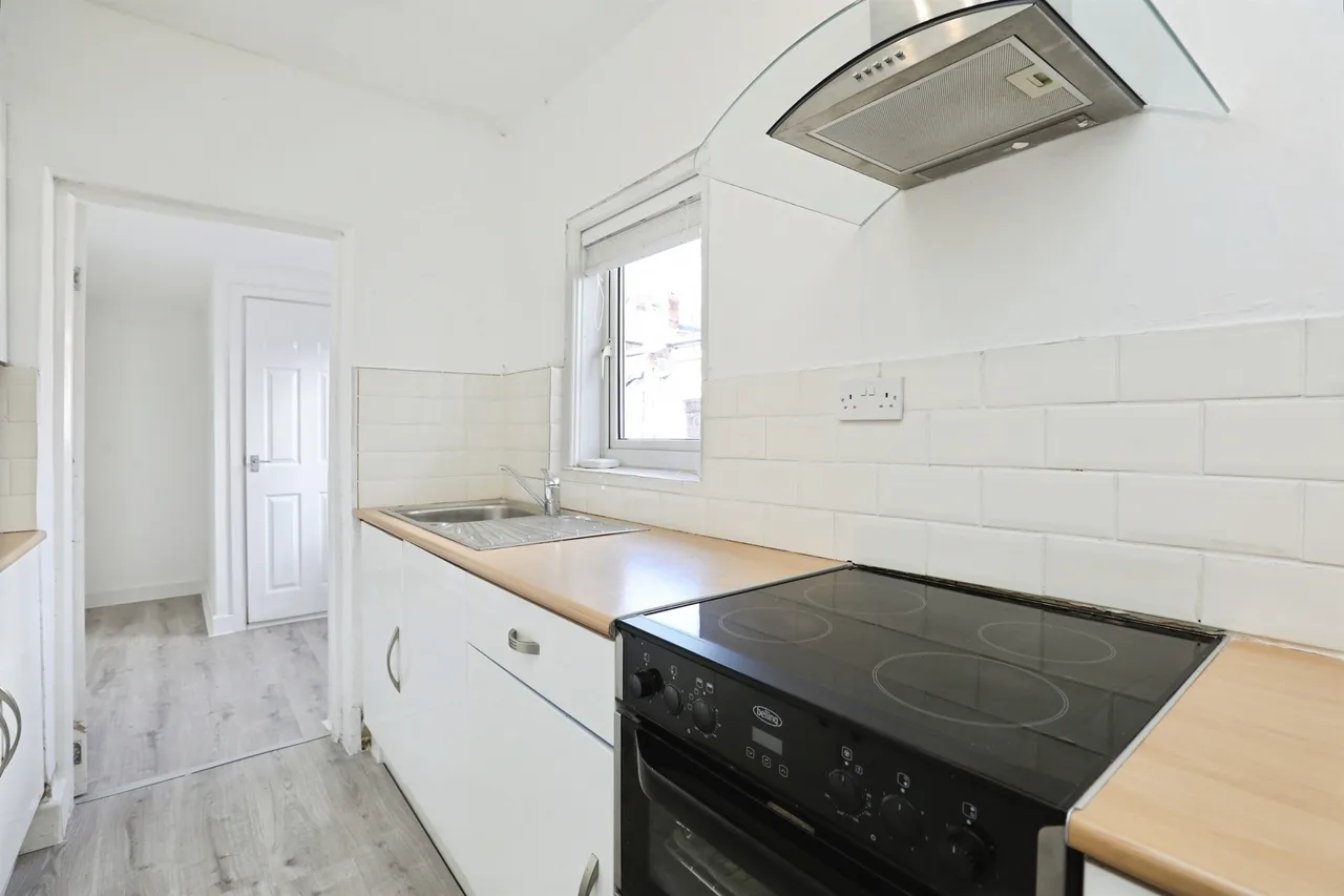 Regent Street, Moulton, CW9, photo 9
