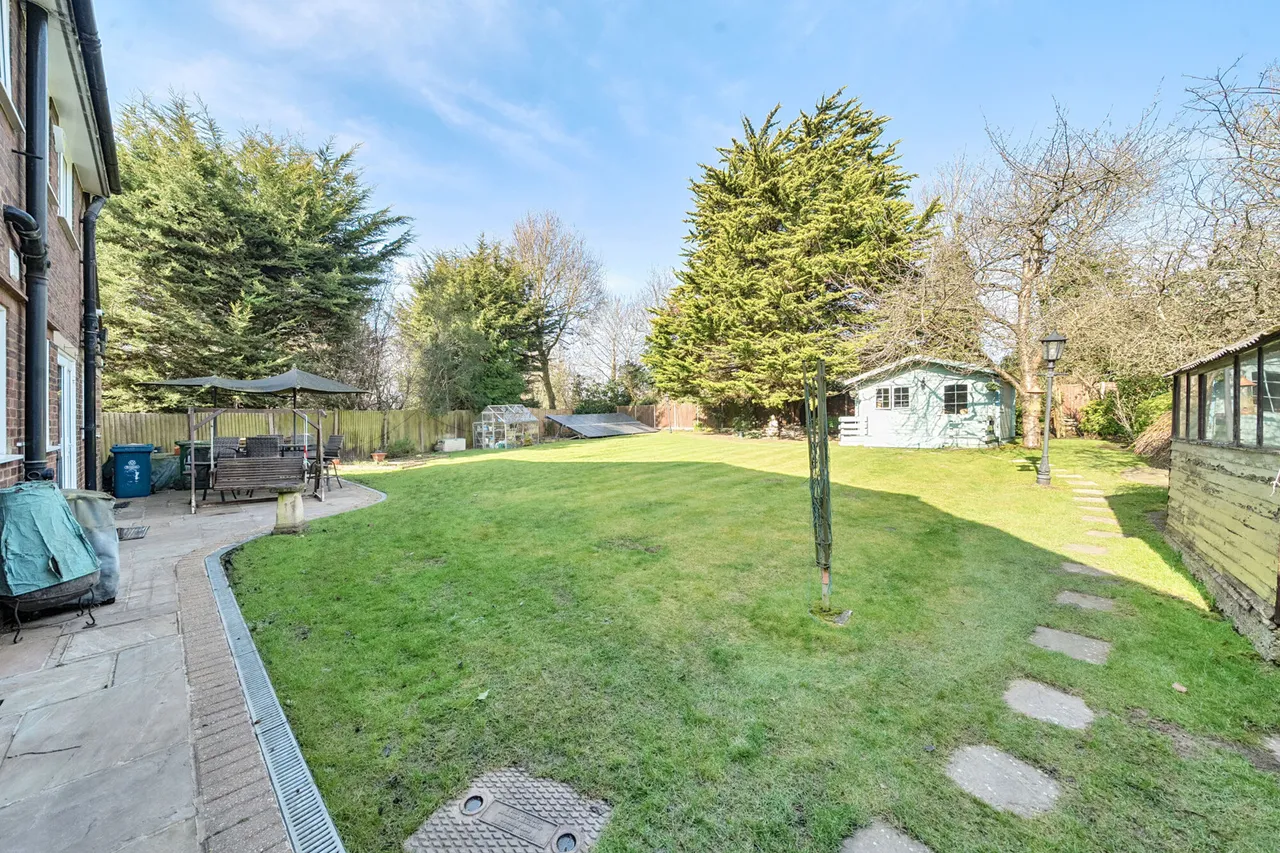 Eastglade, Pinner, HA5, photo 21