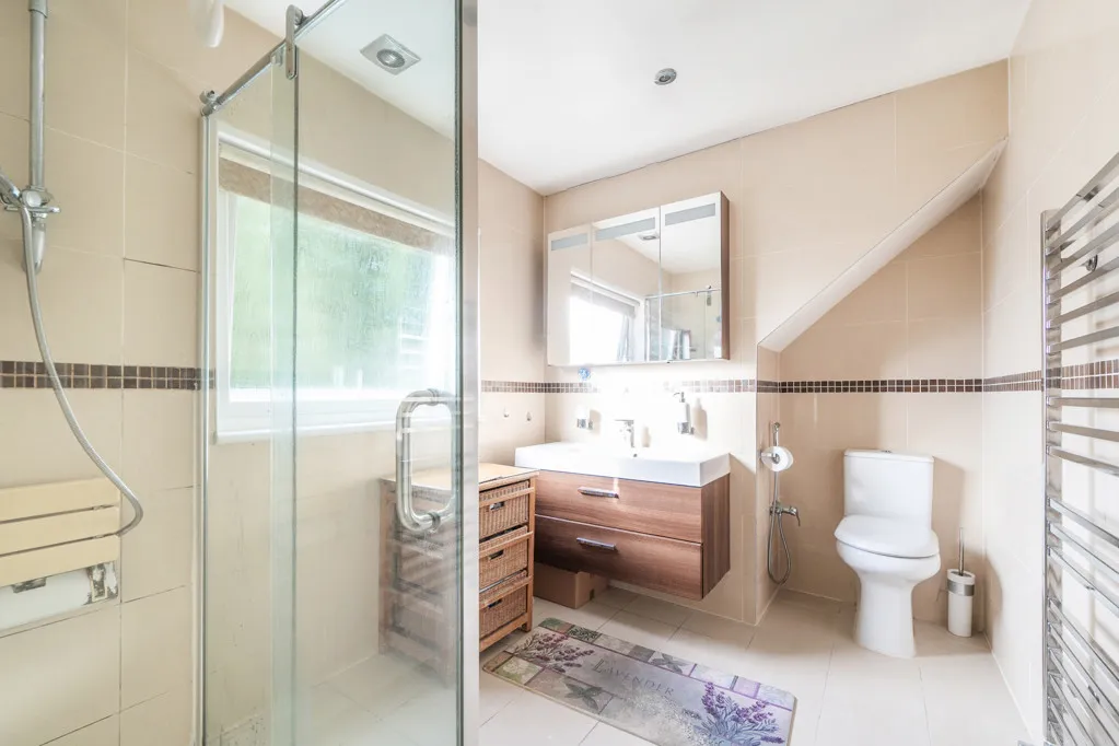 Eastglade, Pinner, HA5, photo 8