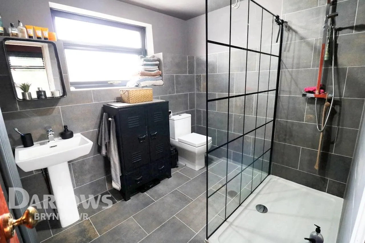 Picton Road, Tredegar, photo 15