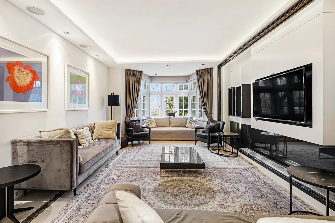 5 bed flat to rent, Parkside, Knightsbridge, SW1X
